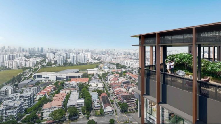 Luxurious rooftop infinity pool at The Continuum offering panoramic views of Singapore’s city skyline